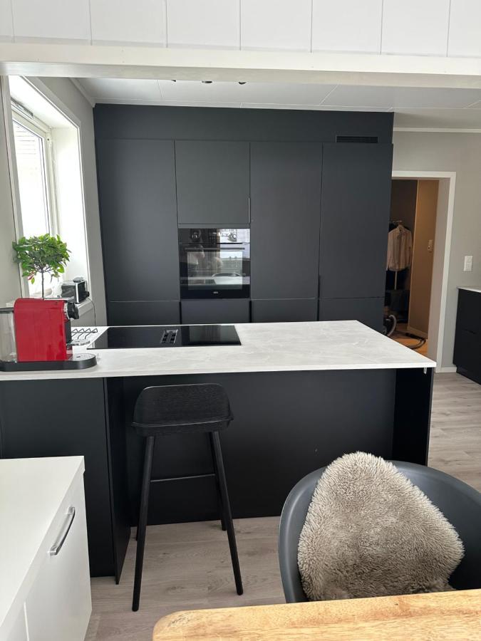 Lofoten Kabelvag-Small Apartment Exterior photo